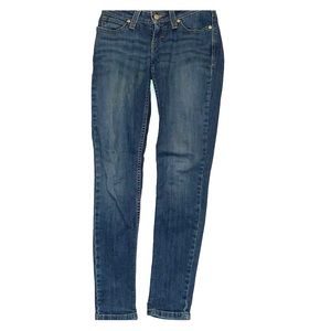 Medium wash blue Levi’s jeans